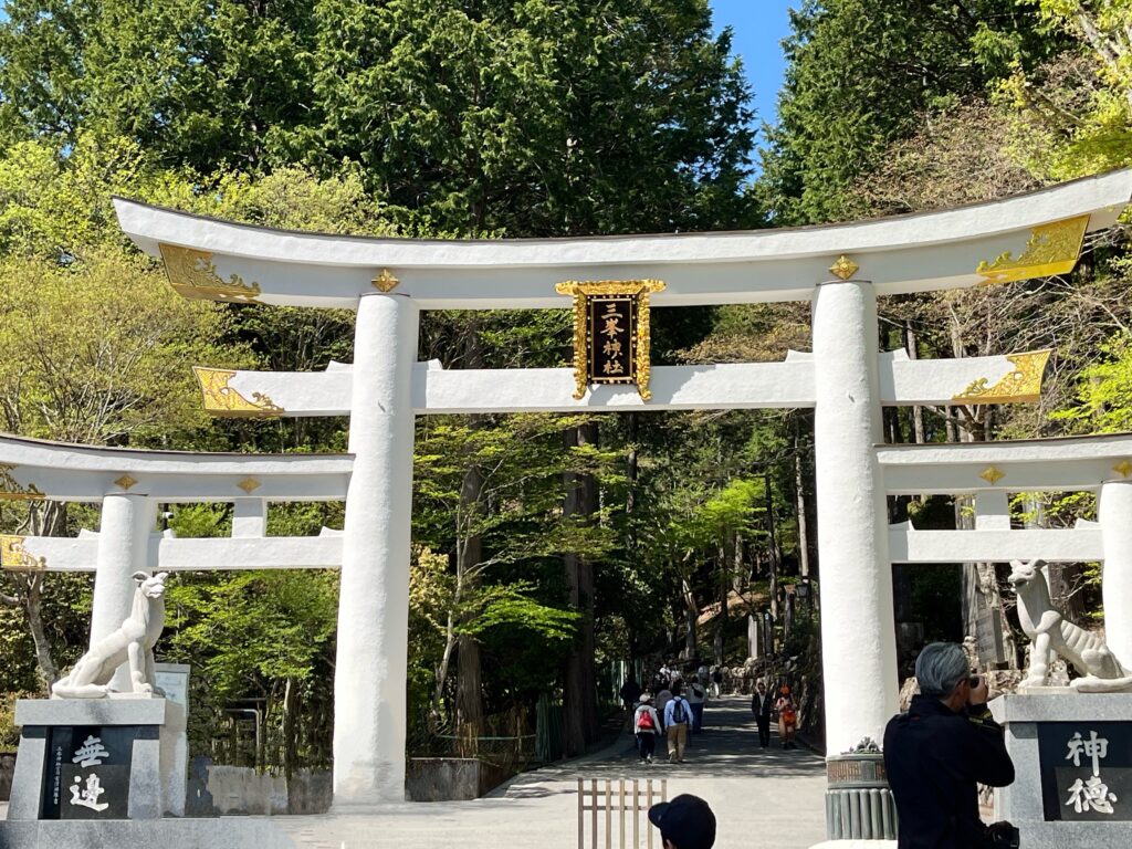 三峯神社 鳥居