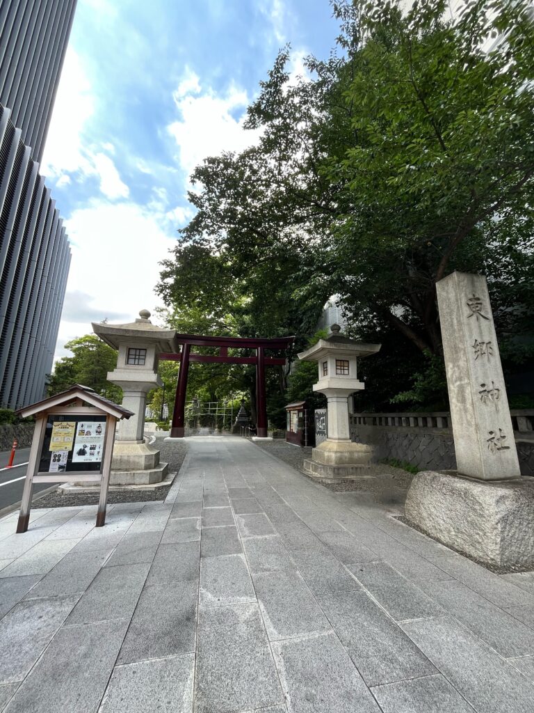 東郷神社　鳥居